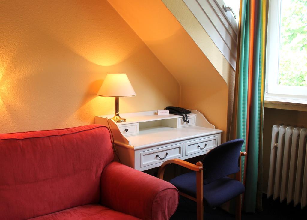 Hotel Eden - Am Hofgarten Бонн Экстерьер фото