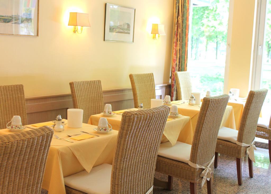 Hotel Eden - Am Hofgarten Бонн Экстерьер фото