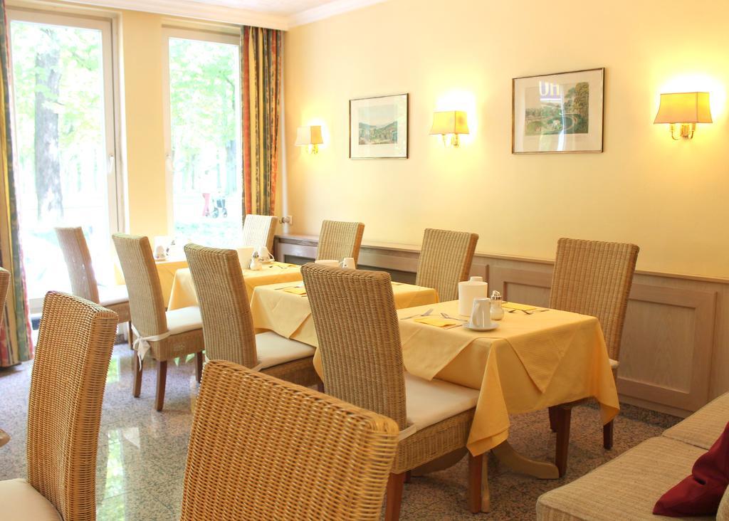 Hotel Eden - Am Hofgarten Бонн Экстерьер фото